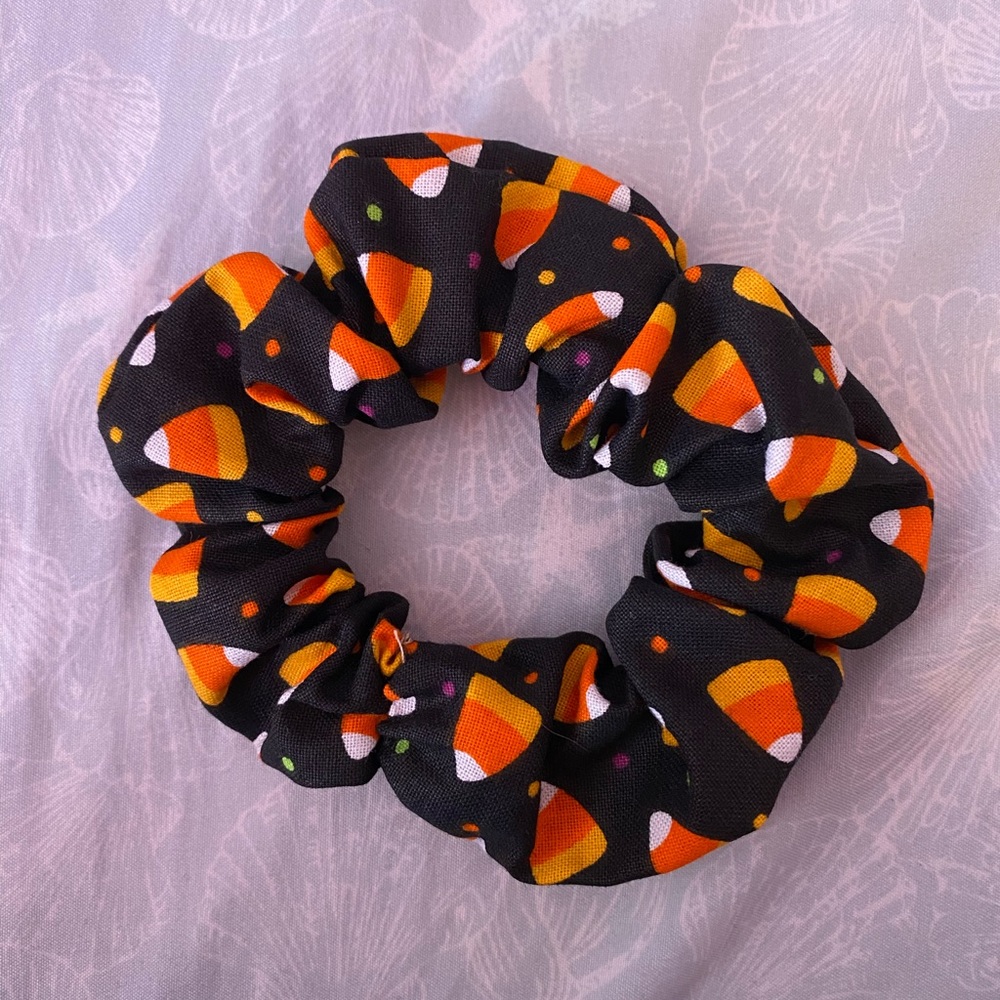 Handmade Halloween candy corn scrunchie!